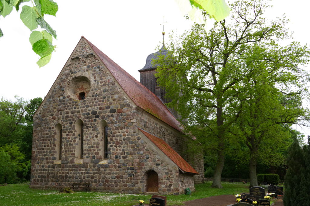 Kirche-Strehlow
