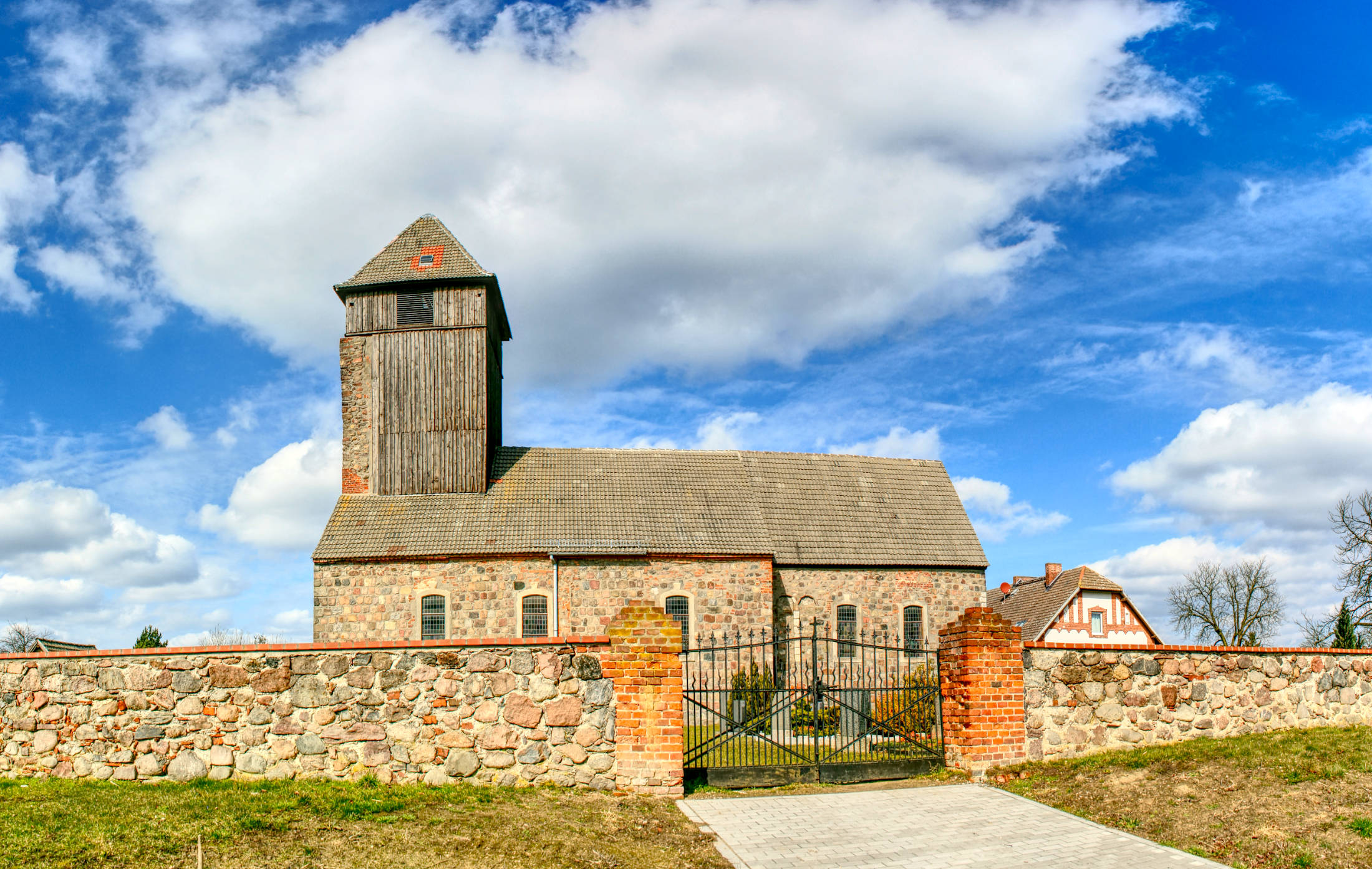 Kirche_Leuenberg_4965-7