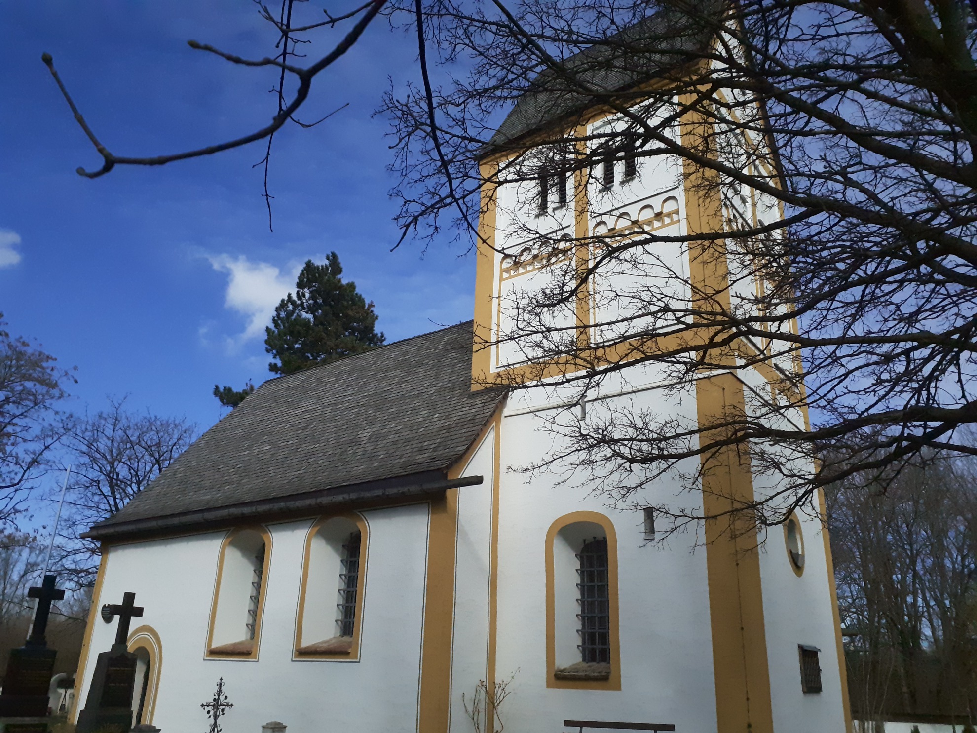 Pfarrkirche Heilig Kreuz München-Fröttmaning